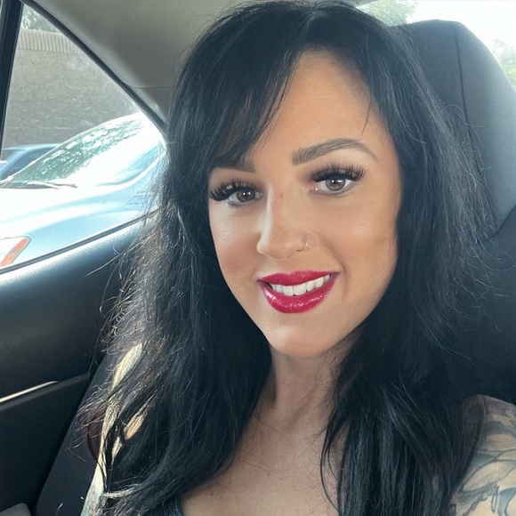 Meet your Posher, Shann - Picture 3 of 3